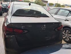نيسان فيرسا